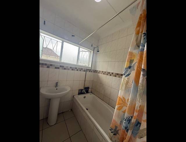 10 BEDROOM FREESTANDING FOR SALE IN HEIDELBERG EXT 5